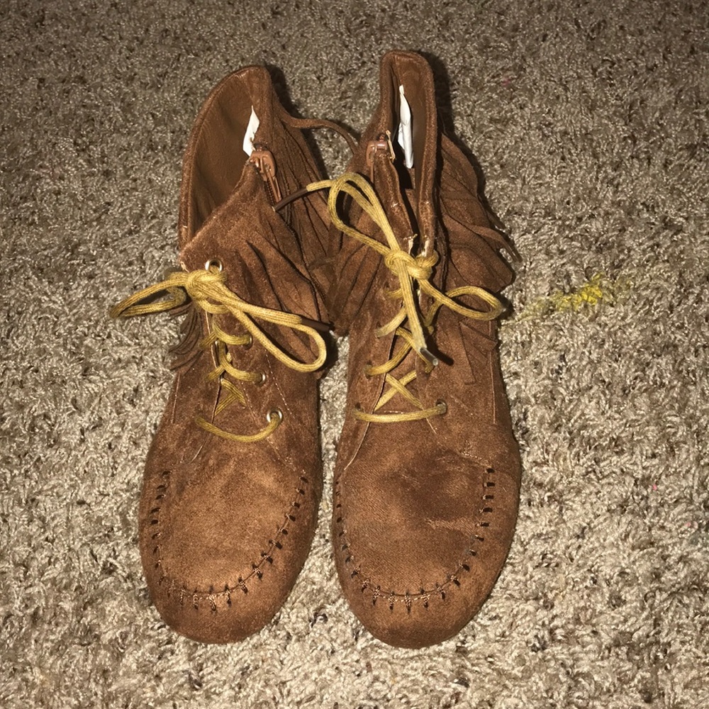 Booties brown suede Bethany Mota Size 7 Never Worn